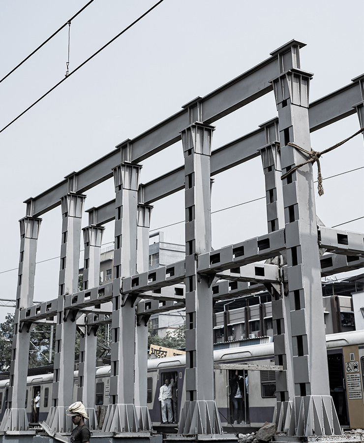 IRS350CR grade of stainless steel in bhayandar foot over bridge