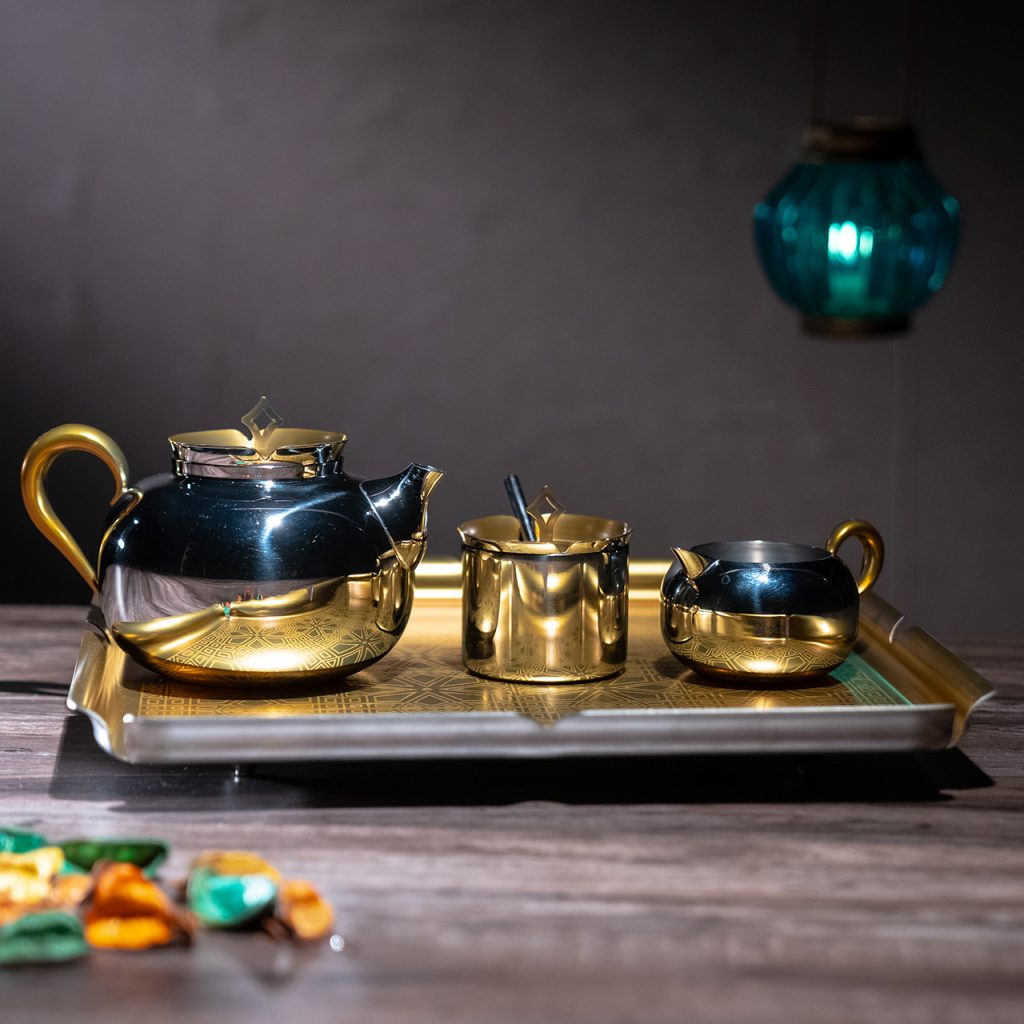 The complete Aladdin collection tea set